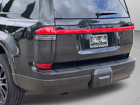 Used 2026 Lexus GX 550 AWD/4WD image 43