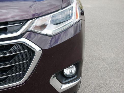 Used 2018 Chevrolet Traverse Premier AWD/4WD image 16