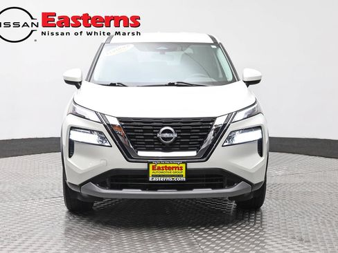 Used 2023 Nissan Rogue SV AWD/4WD image 2