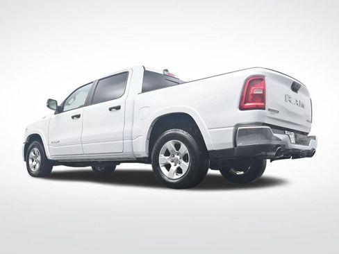 Used 2025 RAM 1500 Big Horn AWD/4WD image 35