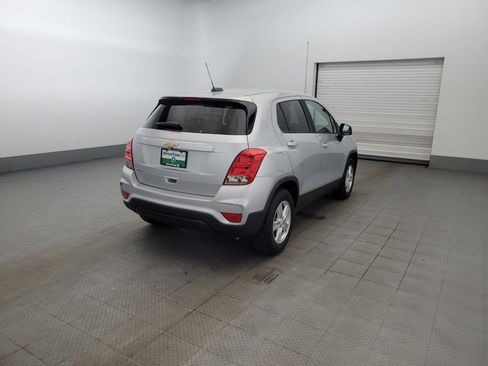 Used 2020 Chevrolet Trax LS w/ Tint and Cruise Package FWD image 9