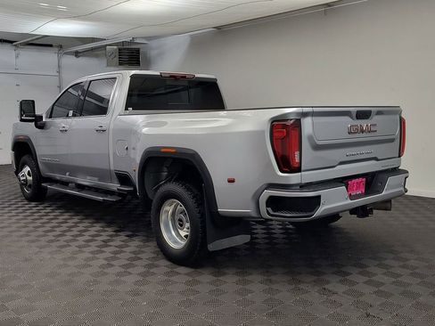 Used 2023 GMC Sierra 3500 Denali w/ Denali Ultimate Package image 3