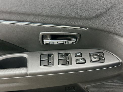 Used 2025 Mitsubishi Outlander Sport SE AWD/4WD image 15