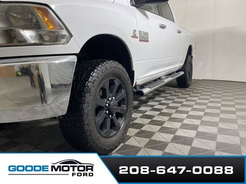 Used 2015 RAM 2500 SLT image 24