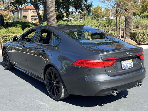 Used 2017 Jaguar XF S image 2