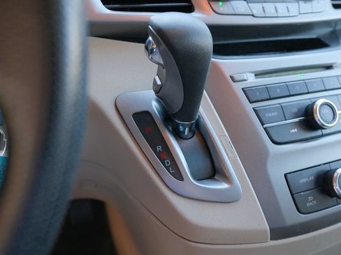 Used 2016 Honda Odyssey LX image 23