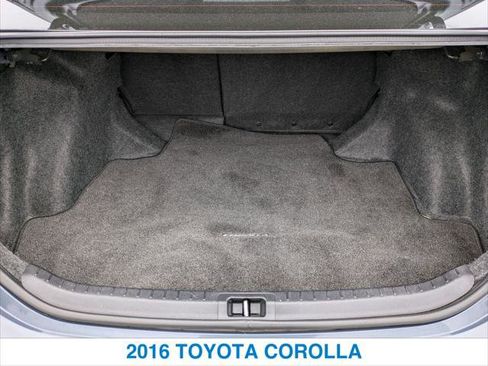 Used 2016 Toyota Corolla S FWD image 23