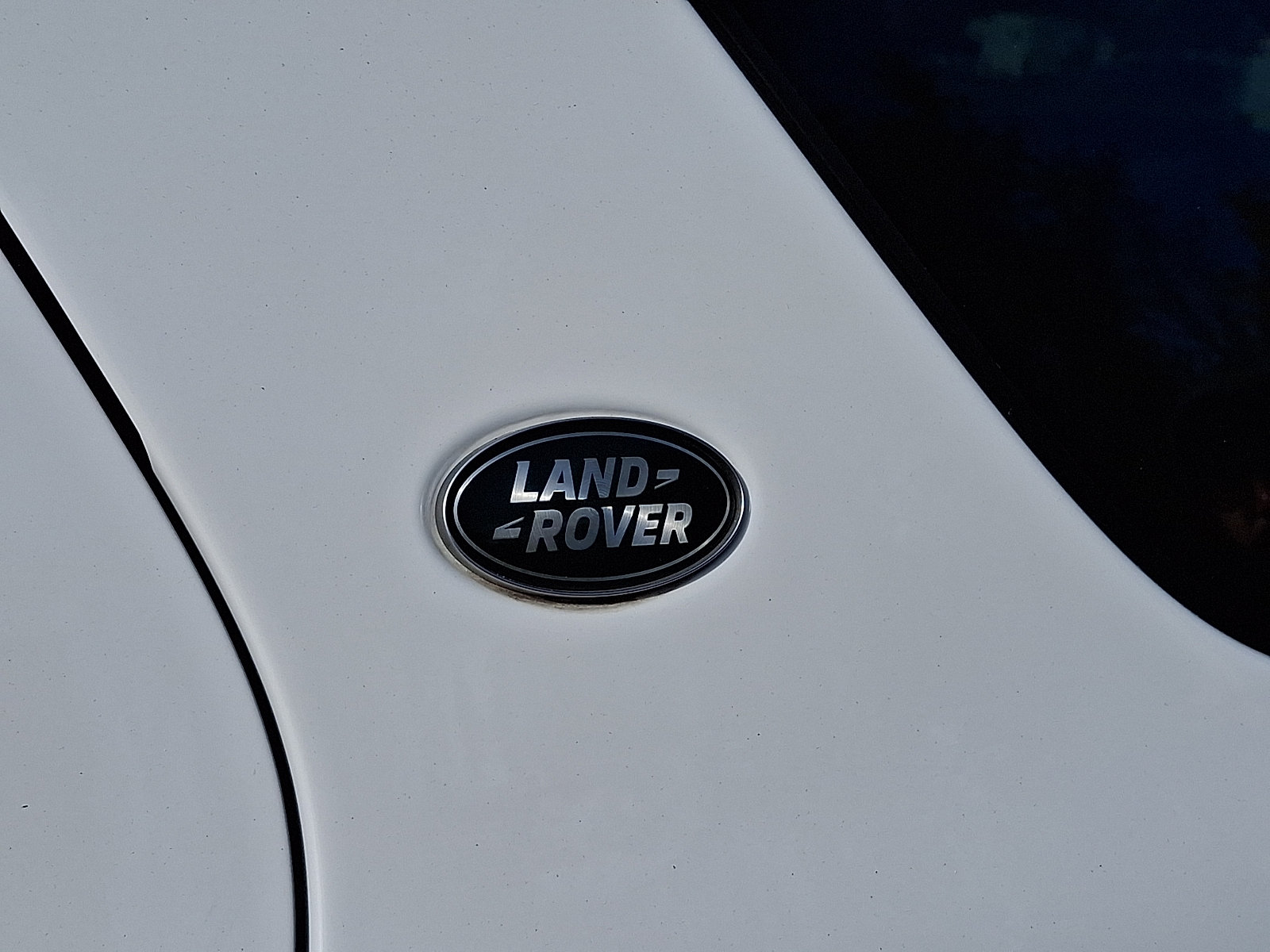 Used 2026 Land Rover Discovery Sport Landmark AWD/4WD image 28