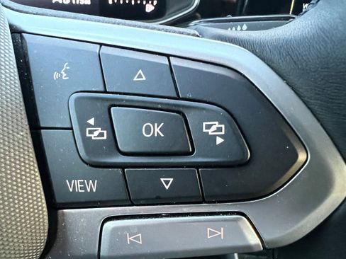 Used 2025 Volkswagen Jetta SE image 22