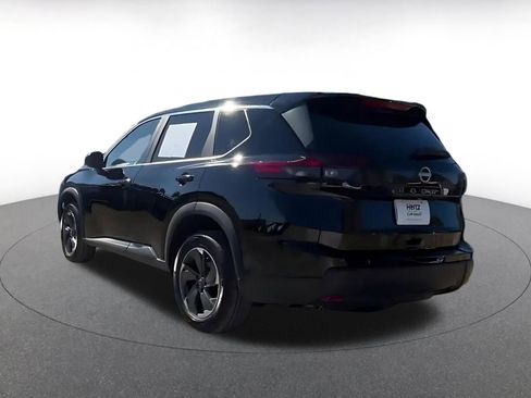 Used 2025 Nissan Rogue SV image 11