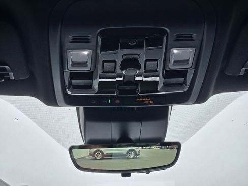 New 2026 Chevrolet Suburban High Country image 11