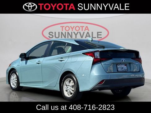 Used 2022 Toyota Prius LE image 7