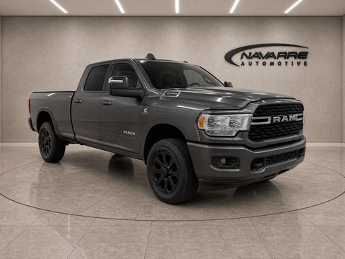Used 2024 RAM 2500 Big Horn w/ Sport Appearance Package AWD/4WD image 9