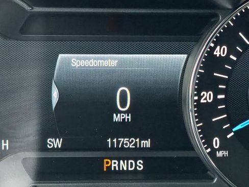 Used 2018 Ford Explorer Platinum image 35