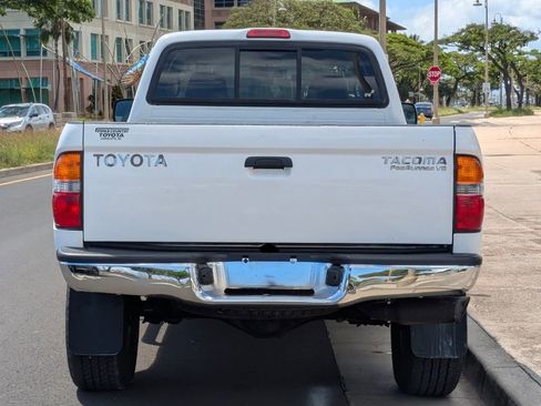 Used 2004 Toyota Tacoma PreRunner RWD image 4