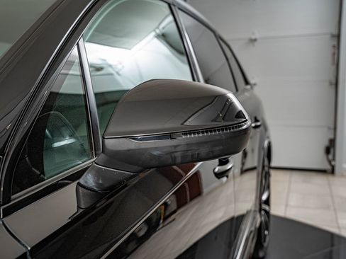 Used 2023 Audi Q7 3.0T Premium Plus w/ Premium Plus Package AWD/4WD image 9