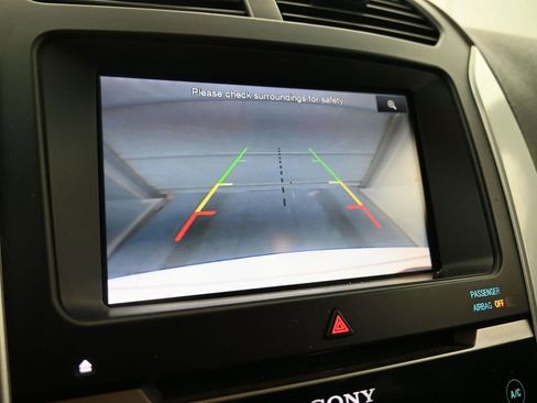 Used 2013 Ford Explorer Limited image 24