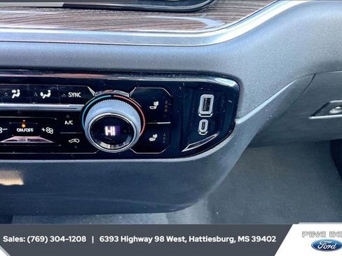 Used 2023 Chevrolet Silverado 1500 LT image 23