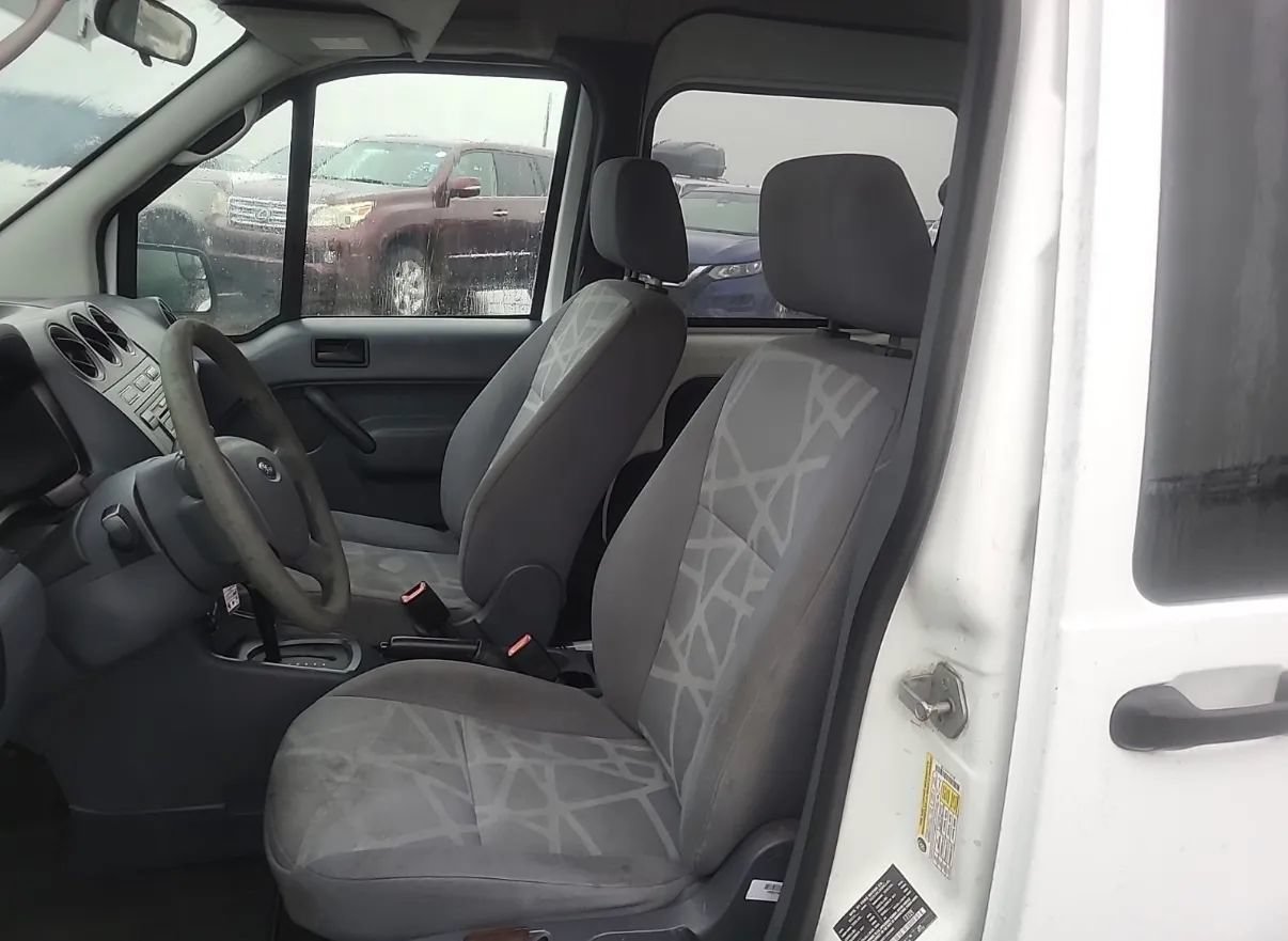 Used 2011 Ford Transit Connect XLT FWD image 7