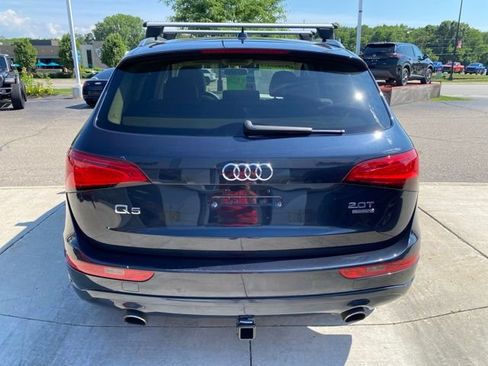 Used 2017 Audi Q5 2.0T Premium w/ Audi MMI Navigation Plus AWD/4WD image 4