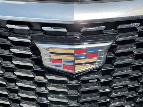 Used 2023 Cadillac XT5 Luxury FWD image 37