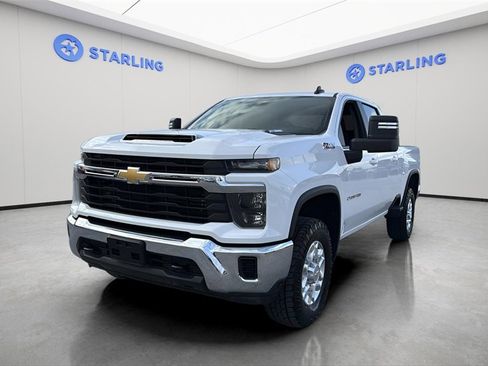 Used 2024 Chevrolet Silverado 2500 LT image 16