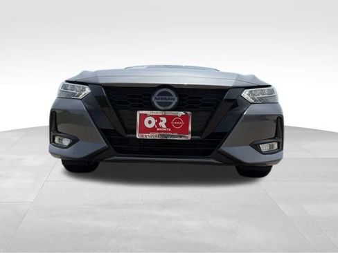 Used 2023 Nissan Sentra SR w/ Midnight Edition Package FWD image 4