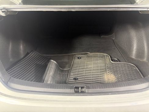Used 2021 Toyota Corolla LE FWD image 21