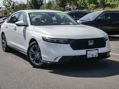 Used 2024 Honda Accord EX-L image 2