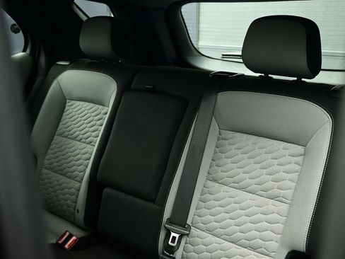 Used 2021 Chevrolet Equinox LS image 26