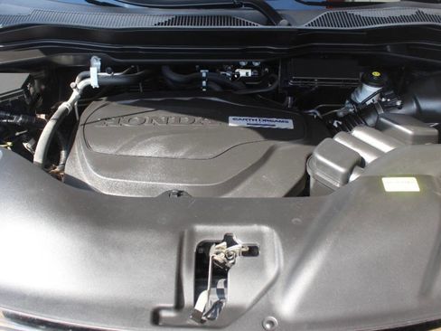 Used 2019 Honda Ridgeline Black Edition image 8