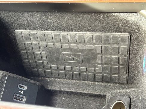 Used 2021 Lincoln Navigator Reserve w/ Luxury Package image 44