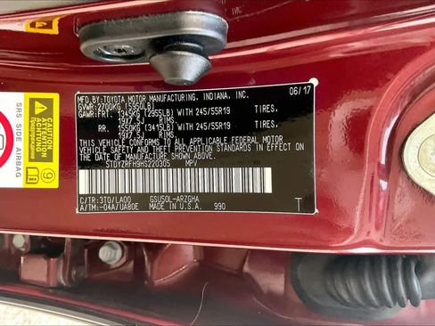 Used 2017 Toyota Highlander Limited image 35