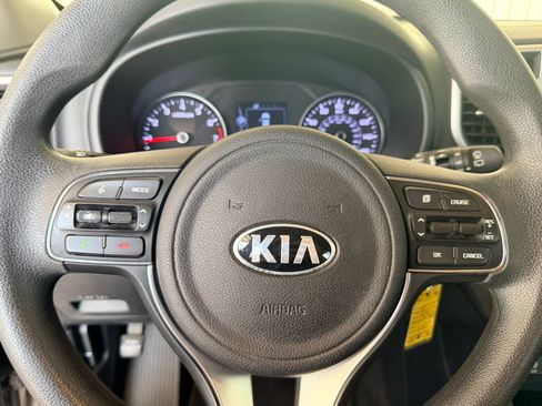 Used 2017 Kia Sportage LX AWD/4WD image 19