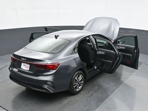 Used 2024 Kia Forte LXS FWD image 38