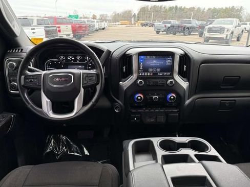 Used 2022 GMC Sierra 2500 SLE w/ SLE Value Package; image 16