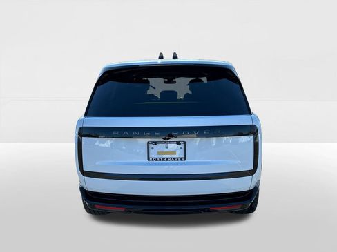 New 2026 Land Rover Range Rover SE image 3