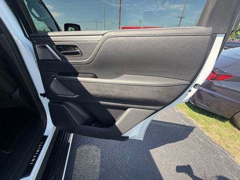 Used 2026 INFINITI QX80 Autograph w/ Premium Cargo Package AWD/4WD image 21