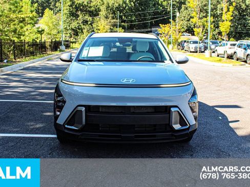 Used 2025 Hyundai Kona SEL FWD image 9