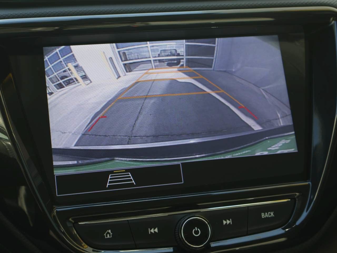 Used 2023 Chevrolet TrailBlazer LT w/ Convenience Package FWD image 18