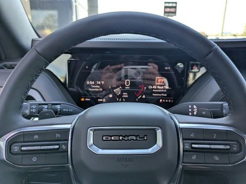 New 2026 GMC Yukon XL Denali w/ Sun & Power Step Package AWD/4WD image 27