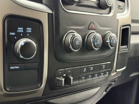 Used 2014 RAM 2500 SLT image 12