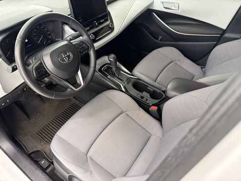 Used 2024 Toyota Corolla SE AWD/4WD image 4