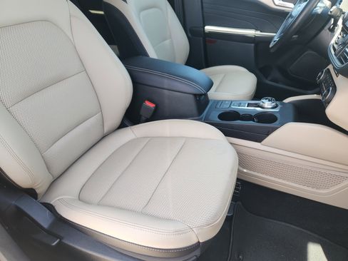Used 2021 Ford Escape SEL FWD image 14