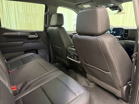 Certified 2023 Chevrolet Silverado 1500 LTZ w/ Technology Package image 23