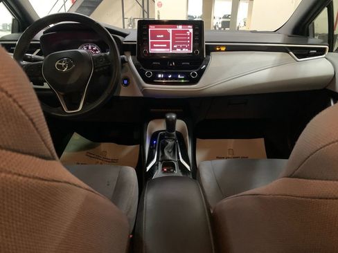 Used 2021 Toyota Corolla SE w/ Carpet Mat Package (TMS) image 16