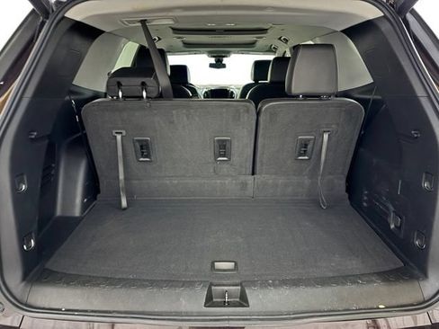 Used 2020 Chevrolet Traverse Premier w/ LPO, Floor Liner Package FWD image 11