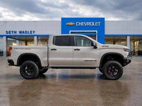 New 2026 Chevrolet Silverado 1500 ZR2 w/ Dark Appearance Package AWD/4WD image 8
