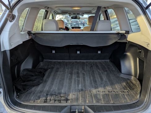 Used 2015 Subaru Forester 2.5i Limited image 11
