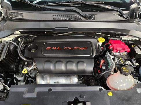 Used 2019 Jeep Compass Limited w/ Safety & Security Group image 19